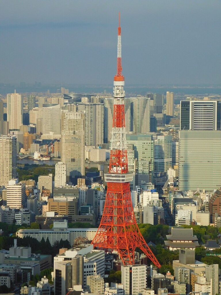 東京タワーが完成