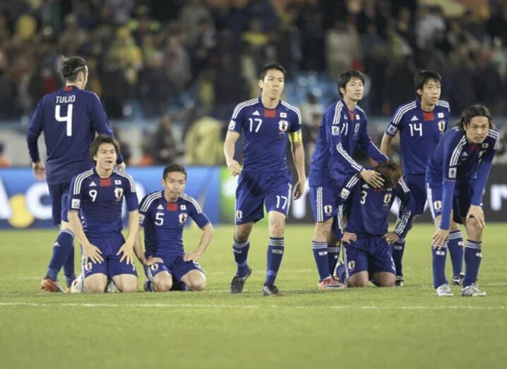 サッカーワールドカップ南アフリカ大会で日本大健闘のベスト16